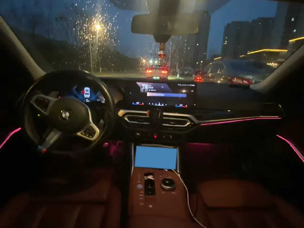 2024 BMW 3 Series 2.0T 184HP L4 8AT,autocango,china used car exporter,china ev exporter,chinese used car exporter,chinese used ev exporter