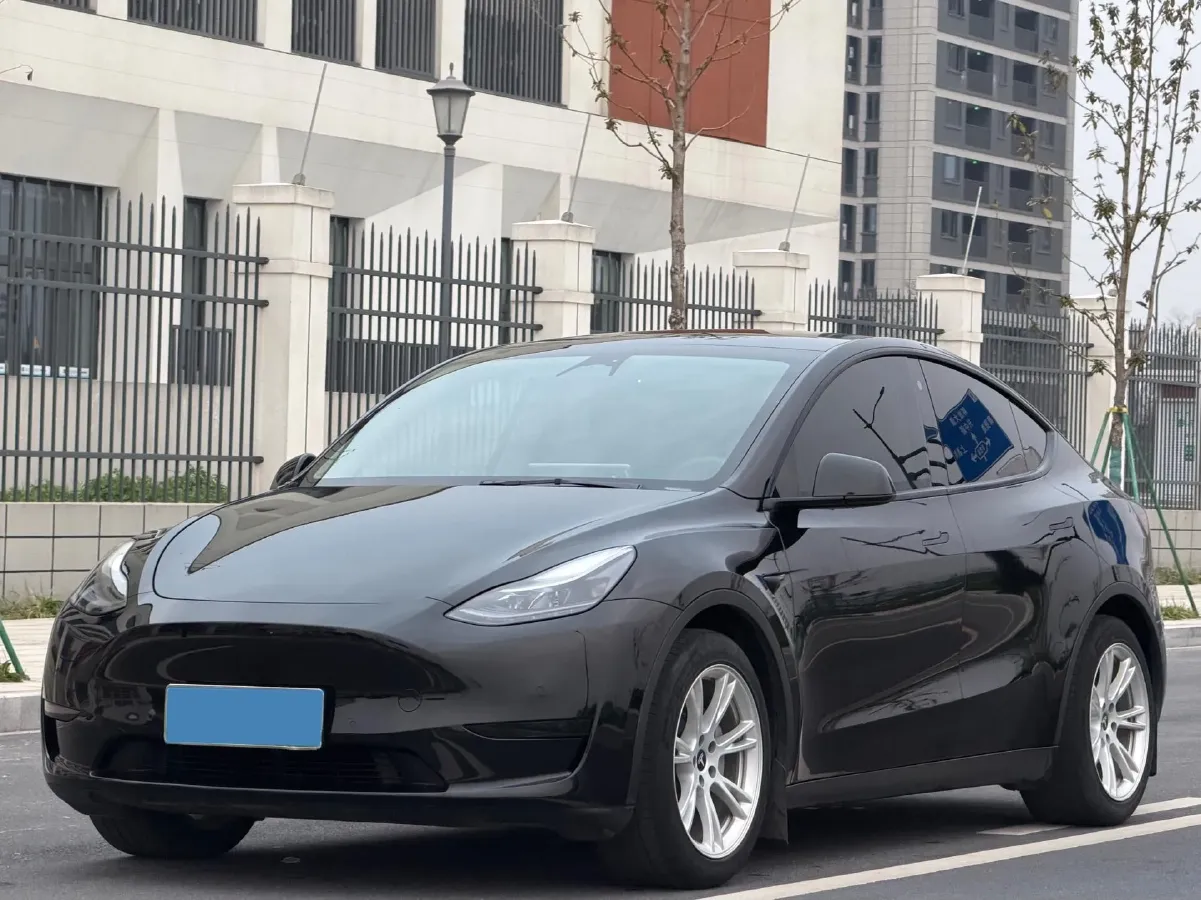 2022 Tesla Model Y BEV 60KWH,autocango,china used car exporter,china ev exporter,chinese used car exporter,chinese used ev exporter