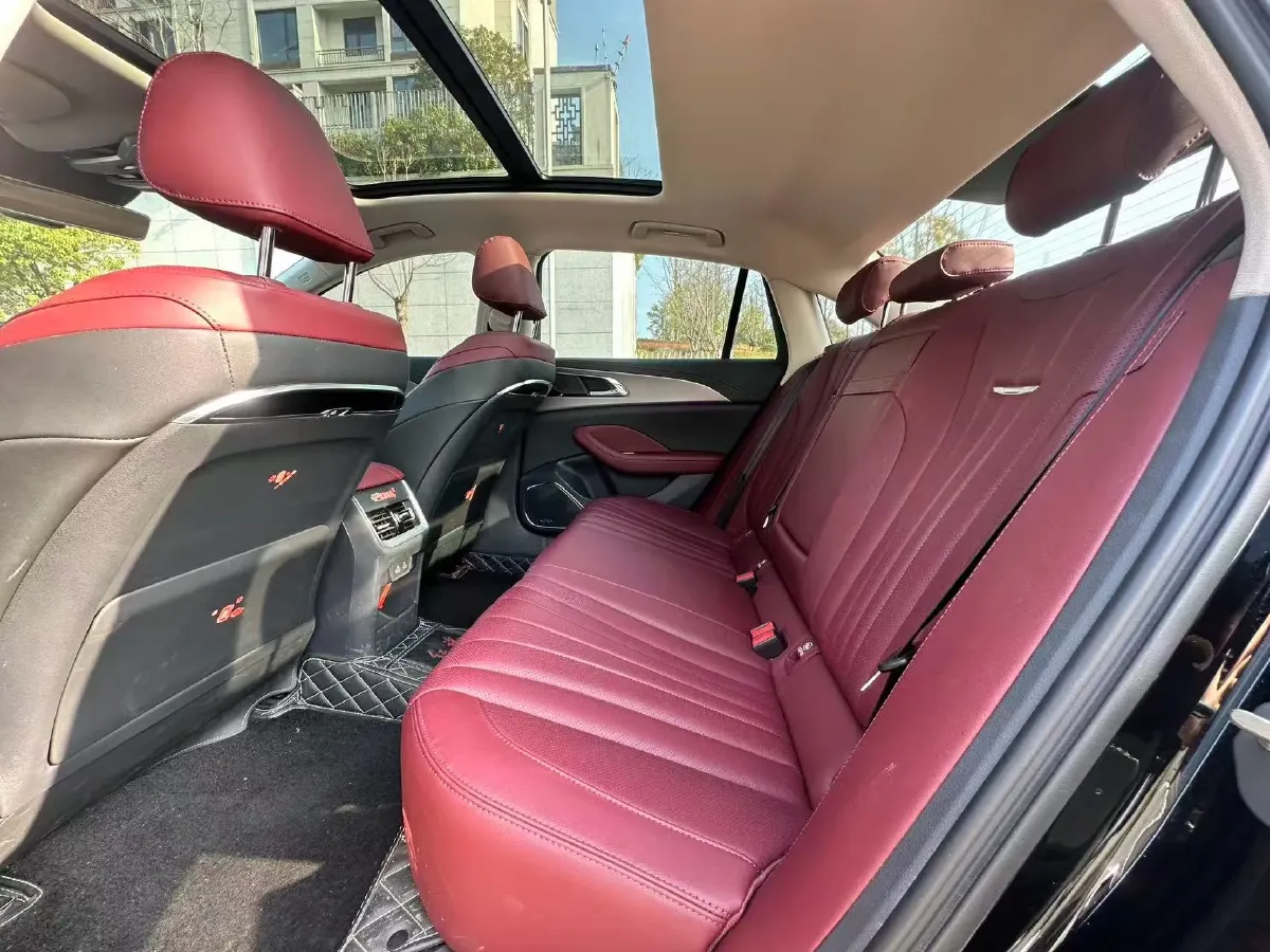 2024 HongQi H5 2.0T 224HP L4 8AT,autocango,china used car exporter,china ev exporter,chinese used car exporter,chinese used ev exporter