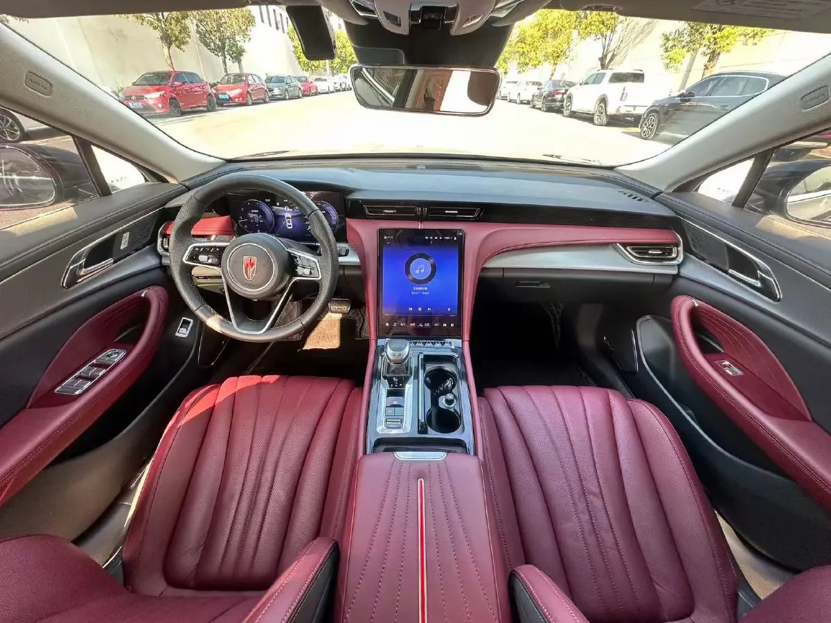 2024 HongQi H5 2.0T 224HP L4 8AT,autocango,china used car exporter,china ev exporter,chinese used car exporter,chinese used ev exporter