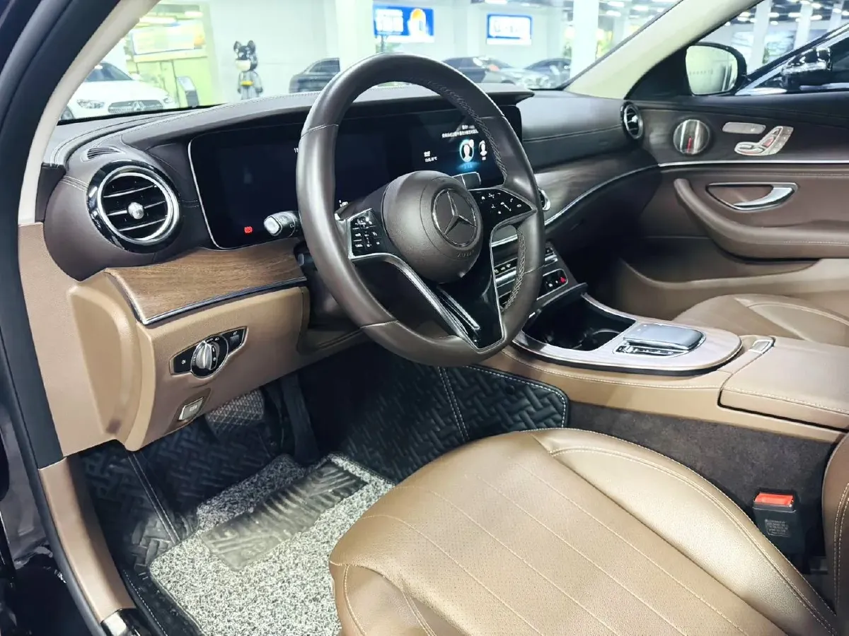 2021 Mercedes-Benz E Class 2.0T 258HP L4 9AT,autocango,china used car exporter,china ev exporter,chinese used car exporter,chinese used ev exporter