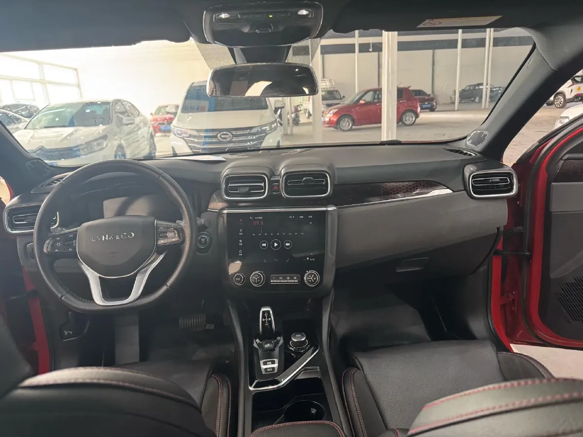 2019 Qoros 5 1.6T 197HP L4 7DCT,autocango,china used car exporter,china ev exporter,chinese used car exporter,chinese used ev exporter