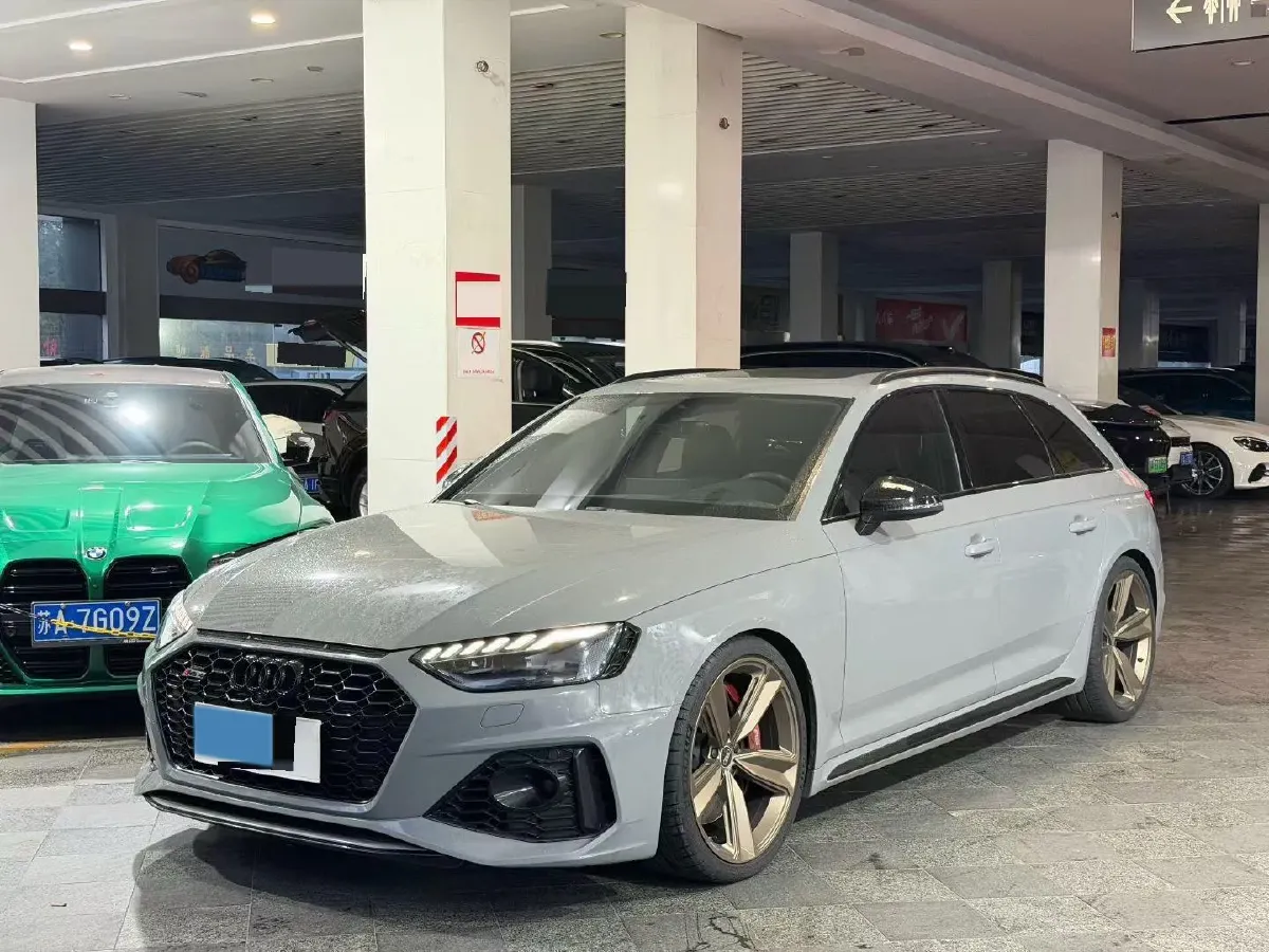2021 Audi RS 4 2.9T 450HP V6 8AT,autocango,china used car exporter,china ev exporter,chinese used car exporter,chinese used ev exporter