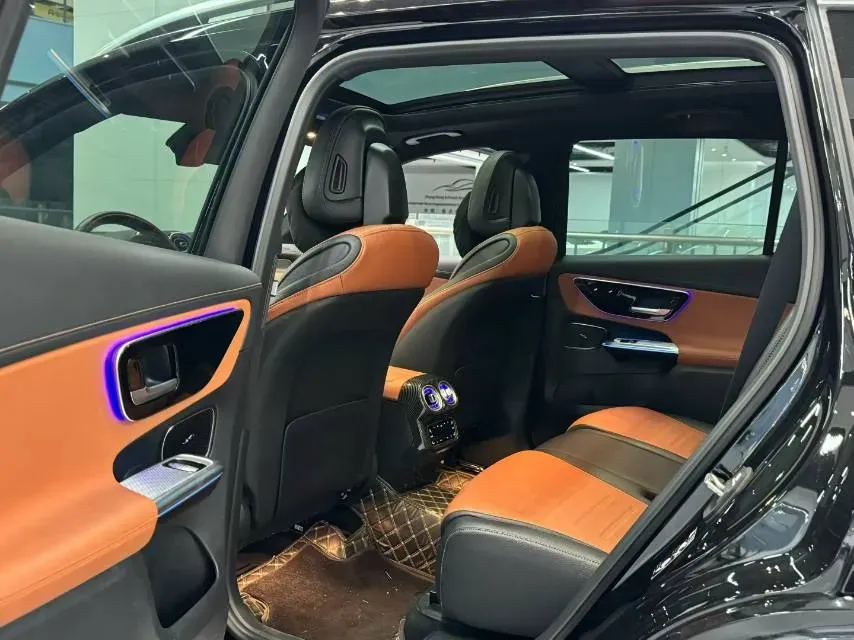 2023 Mercedes-Benz GLC Class 2.0T 258HP L4 9AT,autocango,china used car exporter,china ev exporter,chinese used car exporter,chinese used ev exporter