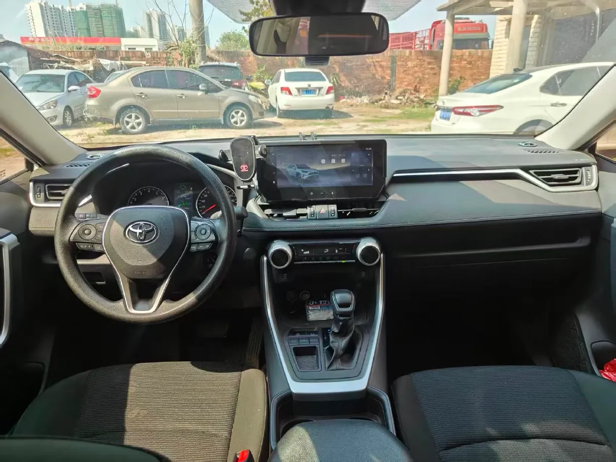 2023 Toyota RAV4 2.0L 171HP L4 CVT,autocango,china used car exporter,china ev exporter,chinese used car exporter,chinese used ev exporter