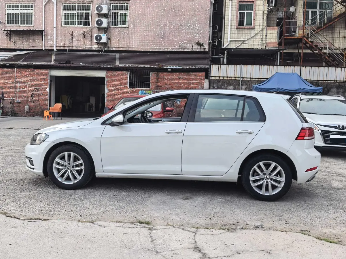 2018 Volkswagen Golf 1.4T 131HP L4 7DCT,autocango,china used car exporter,china ev exporter,chinese used car exporter,chinese used ev exporter
