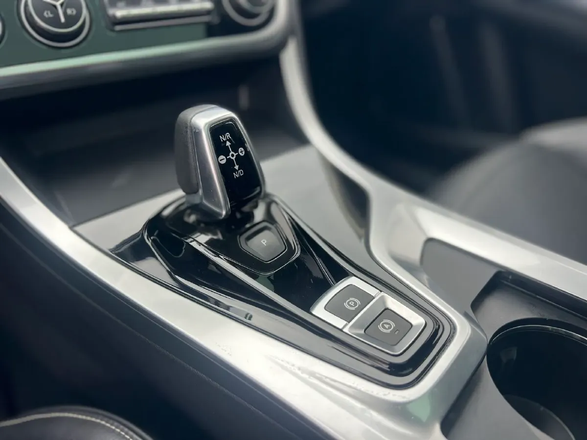 2018 Foton Tunland 2.0T 218HP L4 6AT,autocango,china used car exporter,china ev exporter,chinese used car exporter,chinese used ev exporter