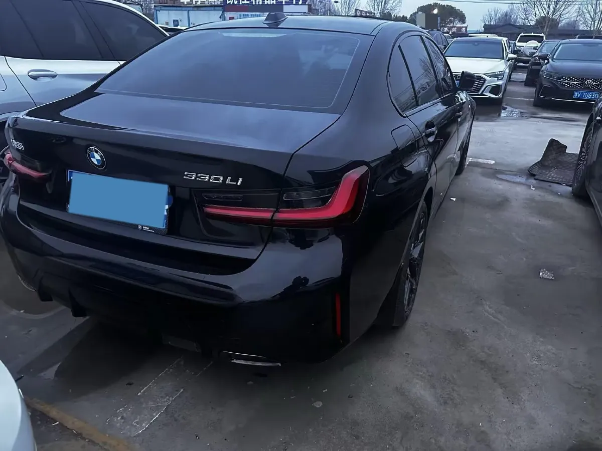 2025 BMW 3 Series 2.0T 245HP L4 8AT,autocango,china used car exporter,china ev exporter,chinese used car exporter,chinese used ev exporter