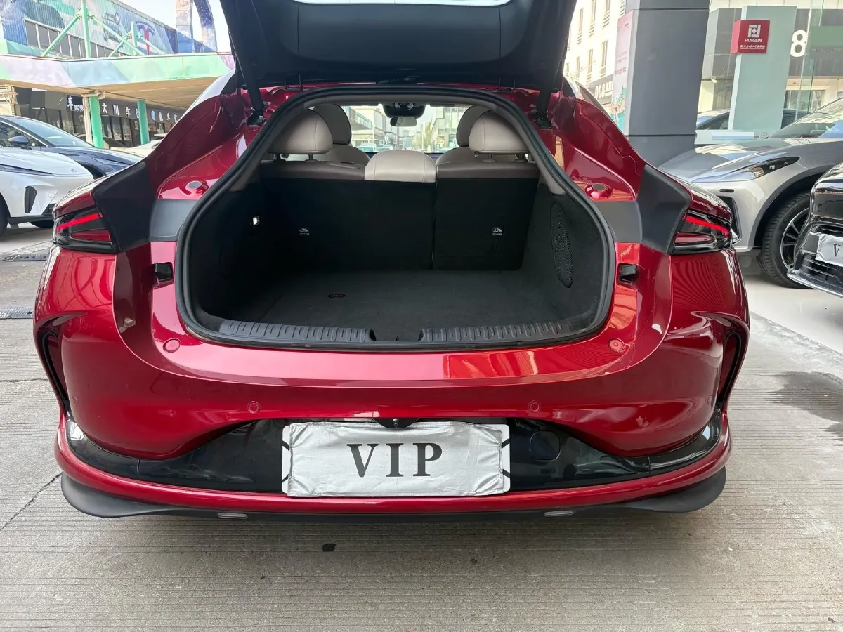 2025 IM L6 BEV,autocango,china used car exporter,china ev exporter,chinese used car exporter,chinese used ev exporter