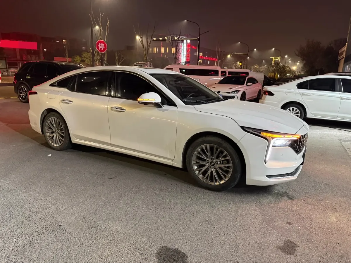 2023 Bestune B70 1.5T 169HP L4 7DCT,autocango,china used car exporter,china ev exporter,chinese used car exporter,chinese used ev exporter