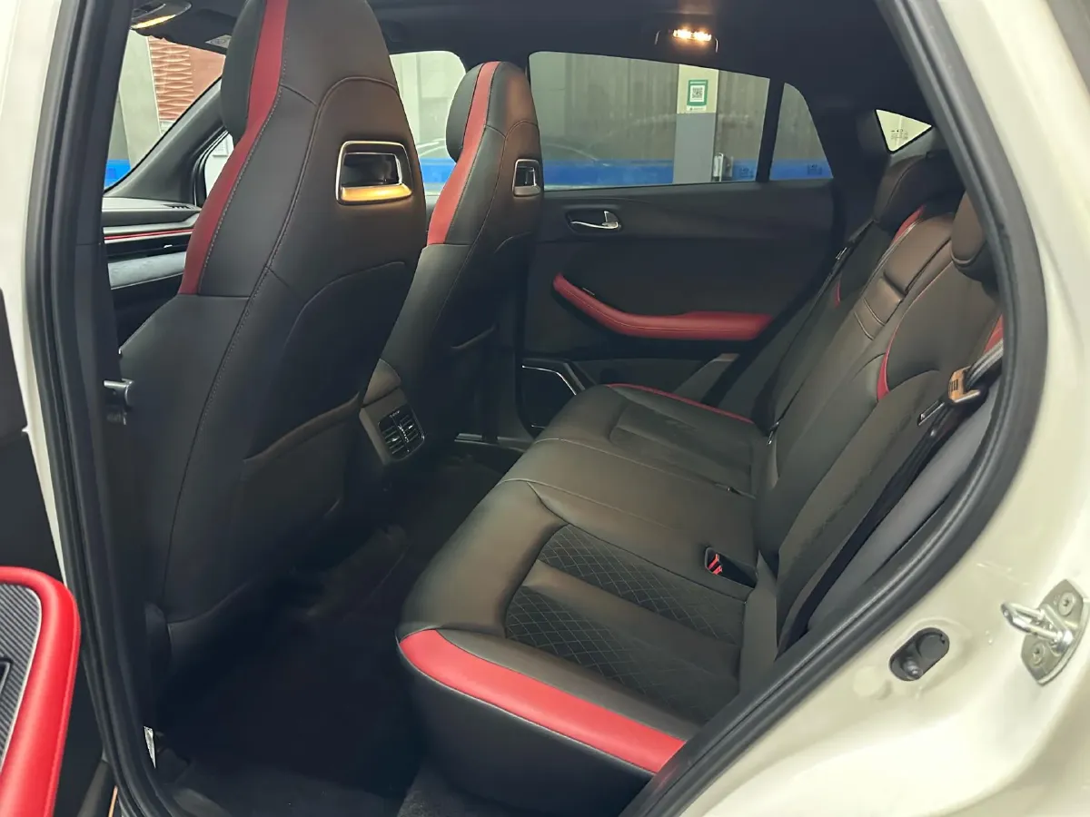 2020 GAC Trumpchi GS4 COUPE 1.5T 169HP L4 7DCT,autocango,china used car exporter,china ev exporter,chinese used car exporter,chinese used ev exporter