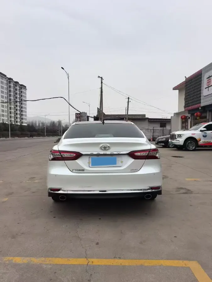 2021 Toyota Camry 2.5L 209HP L4 8AT,autocango,china used car exporter,china ev exporter,chinese used car exporter,chinese used ev exporter
