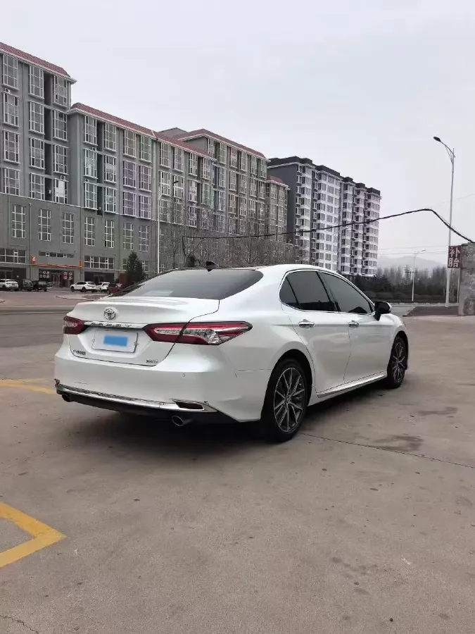 2021 Toyota Camry 2.5L 209HP L4 8AT,autocango,china used car exporter,china ev exporter,chinese used car exporter,chinese used ev exporter