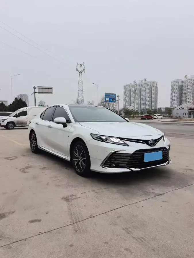 2021 Toyota Camry 2.5L 209HP L4 8AT,autocango,china used car exporter,china ev exporter,chinese used car exporter,chinese used ev exporter