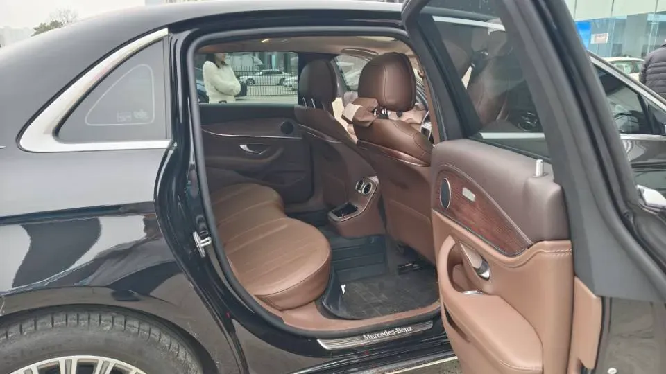 2023 Mercedes-Benz E Class 2.0T 258HP L4 9AT,autocango,china used car exporter,china ev exporter,chinese used car exporter,chinese used ev exporter