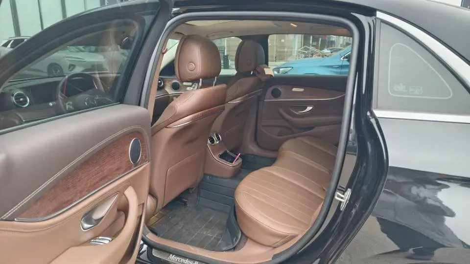 2023 Mercedes-Benz E Class 2.0T 258HP L4 9AT,autocango,china used car exporter,china ev exporter,chinese used car exporter,chinese used ev exporter