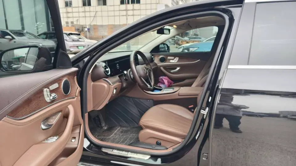 2023 Mercedes-Benz E Class 2.0T 258HP L4 9AT,autocango,china used car exporter,china ev exporter,chinese used car exporter,chinese used ev exporter