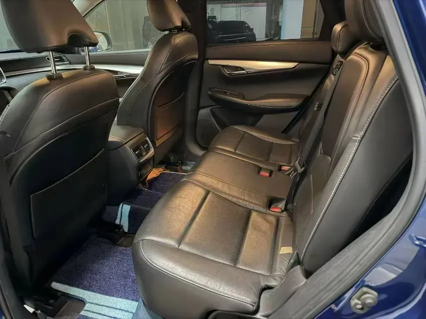 2018 Infiniti QX30 2.0T 211HP L4 7DCT,autocango,china used car exporter,china ev exporter,chinese used car exporter,chinese used ev exporter