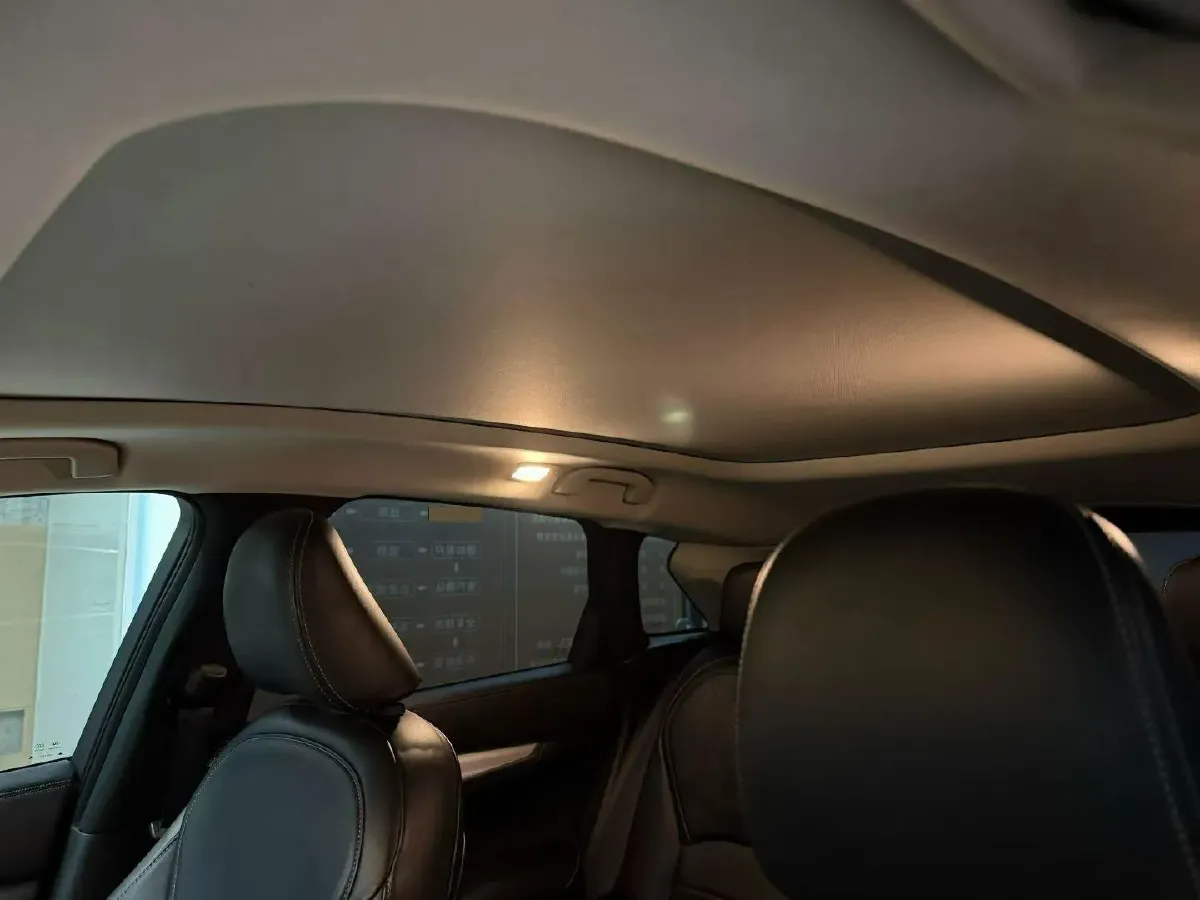 2018 Infiniti QX30 2.0T 211HP L4 7DCT,autocango,china used car exporter,china ev exporter,chinese used car exporter,chinese used ev exporter