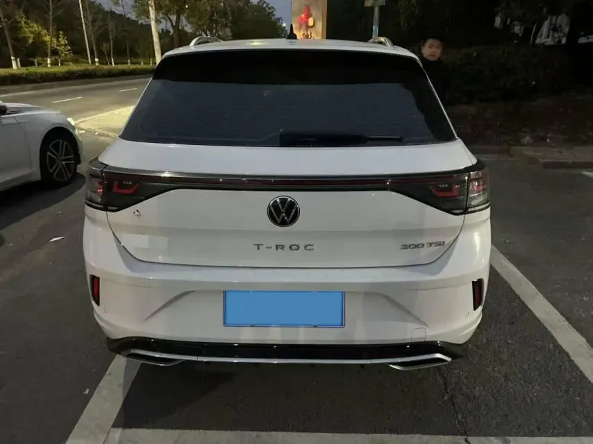 2023 Volkswagen T-Roc 1.5T 160HP L4 7DCT,autocango,china used car exporter,china ev exporter,chinese used car exporter,chinese used ev exporter