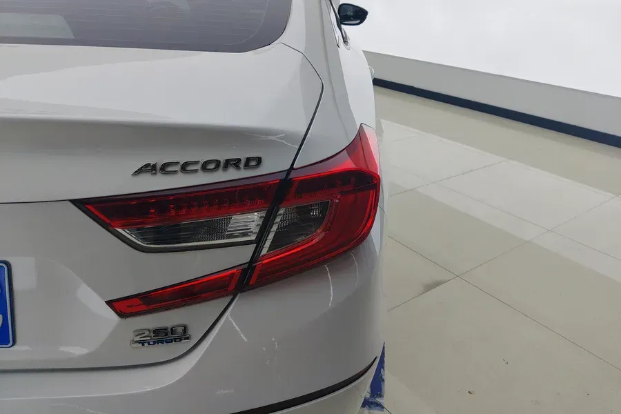 2018 Honda Accord 1.5T 194HP L4 CVT,autocango,china used car exporter,china ev exporter,chinese used car exporter,chinese used ev exporter