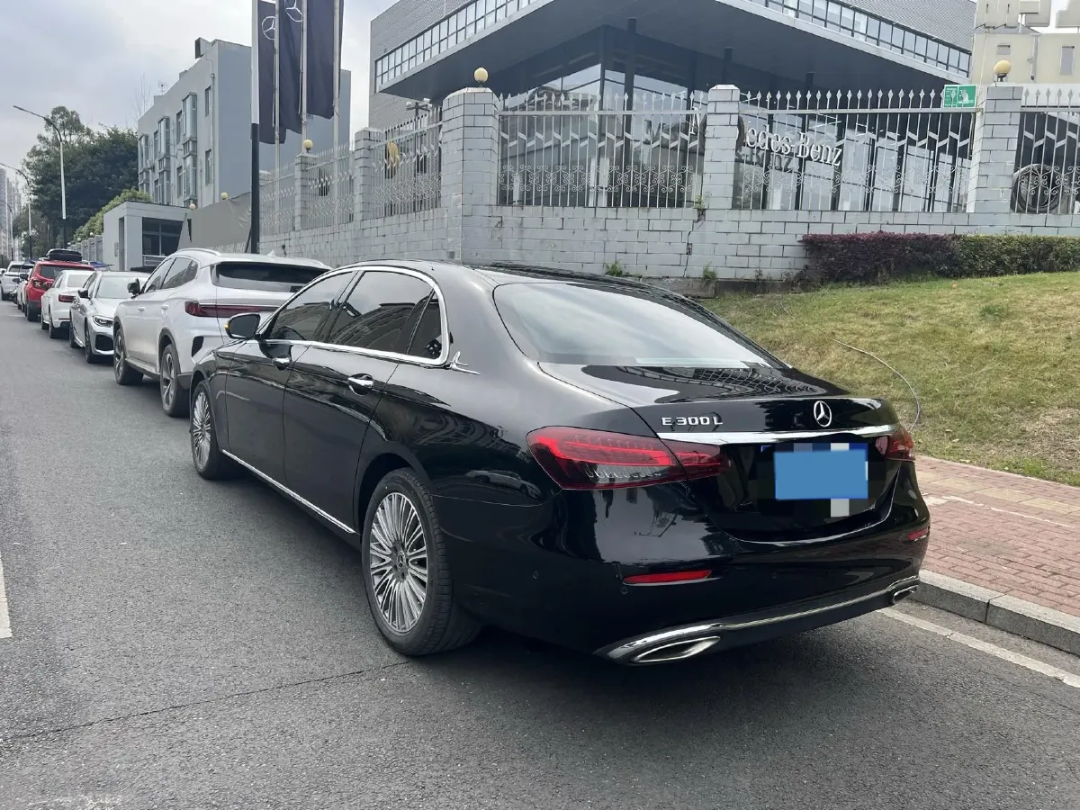 2023 Mercedes-Benz E Class 2.0T 258HP L4 9AT,autocango,china used car exporter,china ev exporter,chinese used car exporter,chinese used ev exporter