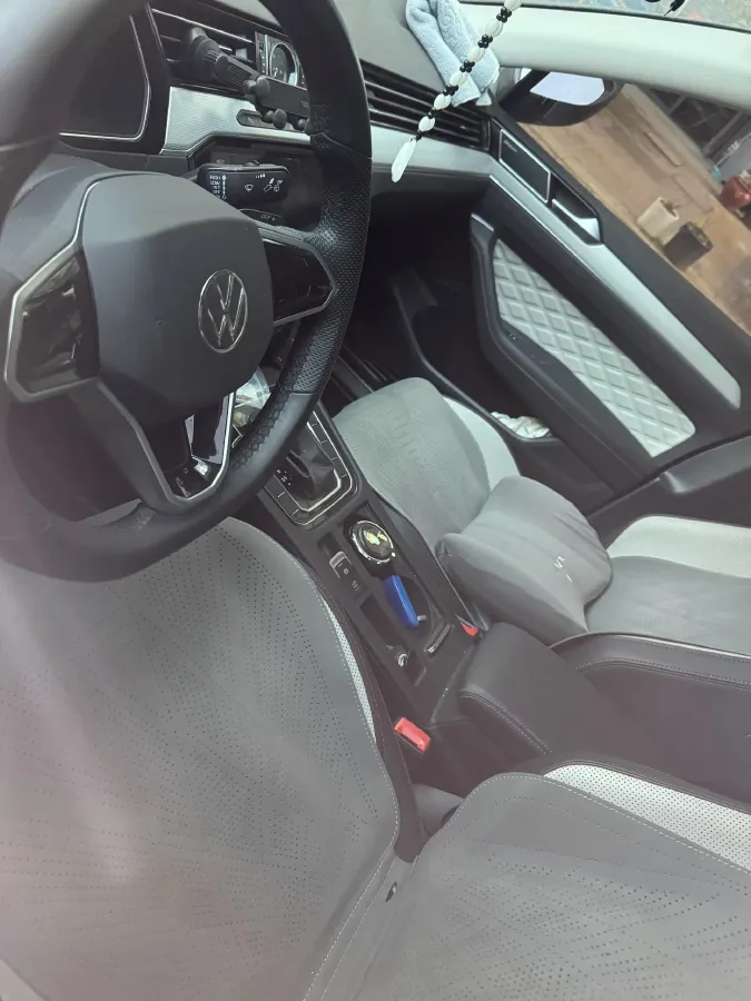 2023 Volkswagen Magotan 2.0T 186HP L4 7DCT,autocango,china used car exporter,china ev exporter,chinese used car exporter,chinese used ev exporter