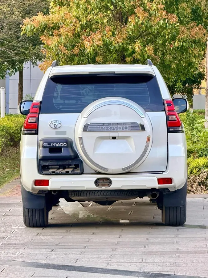 2018 Mercedes-Benz E Class 2.0T 184HP L4 9AT,autocango,china used car exporter,china ev exporter,chinese used car exporter,chinese used ev exporter