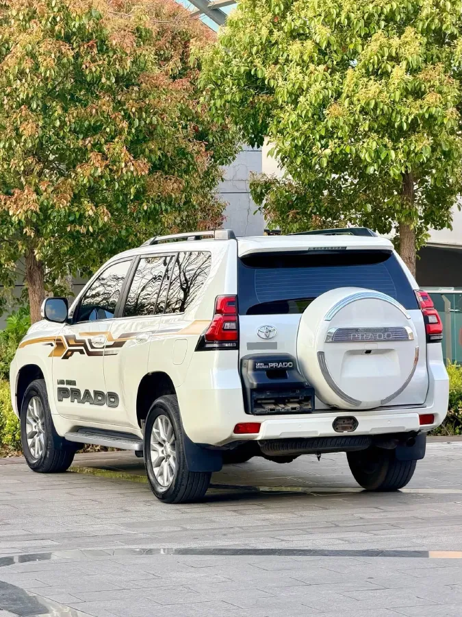 2018 Mercedes-Benz E Class 2.0T 184HP L4 9AT,autocango,china used car exporter,china ev exporter,chinese used car exporter,chinese used ev exporter