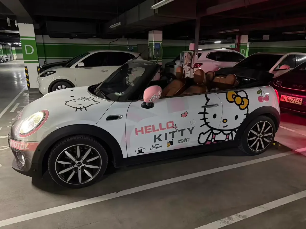 2020 MINI MINI 1.5T 136HP L3 7DCT,autocango,china used car exporter,china ev exporter,chinese used car exporter,chinese used ev exporter