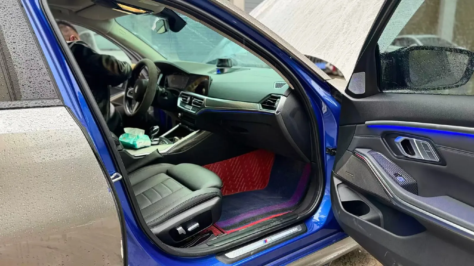 2022 BMW 3 Series 2.0T 184HP L4 8AT,autocango,china used car exporter,china ev exporter,chinese used car exporter,chinese used ev exporter