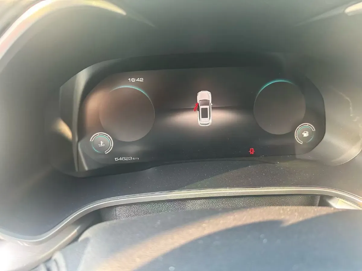 2021 WEY VV6 2.0T 227HP L4 7DCT,autocango,china used car exporter,china ev exporter,chinese used car exporter,chinese used ev exporter