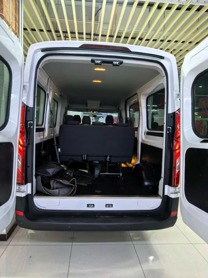 2020 DongFeng DFAC YuFeng 2.5T 136HP L4 6MT,autocango,china used car exporter,china ev exporter,chinese used car exporter,chinese used ev exporter