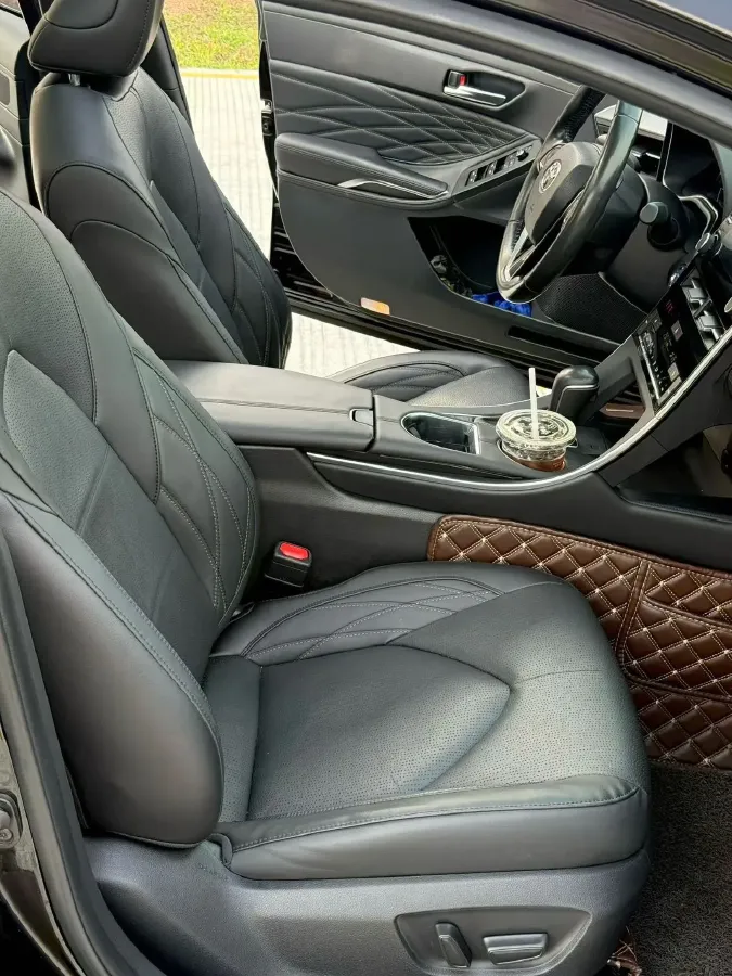 2019 Toyota Avalon 2.5L 178HP L4 E-CVT Hybrid,autocango,china used car exporter,china ev exporter,chinese used car exporter,chinese used ev exporter