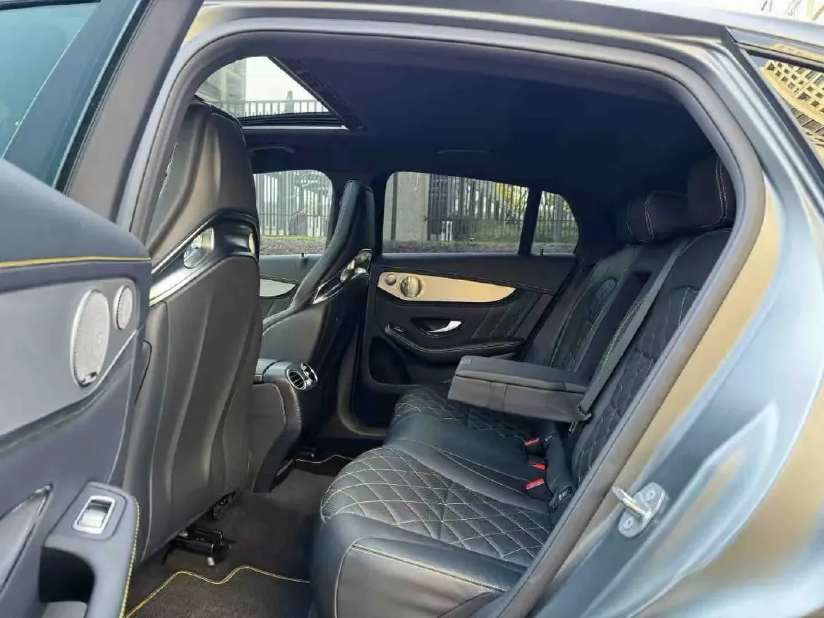 2018 Mercedes-Benz GLC AMG 4.0T 476HP V8 9AT,autocango,china used car exporter,china ev exporter,chinese used car exporter,chinese used ev exporter