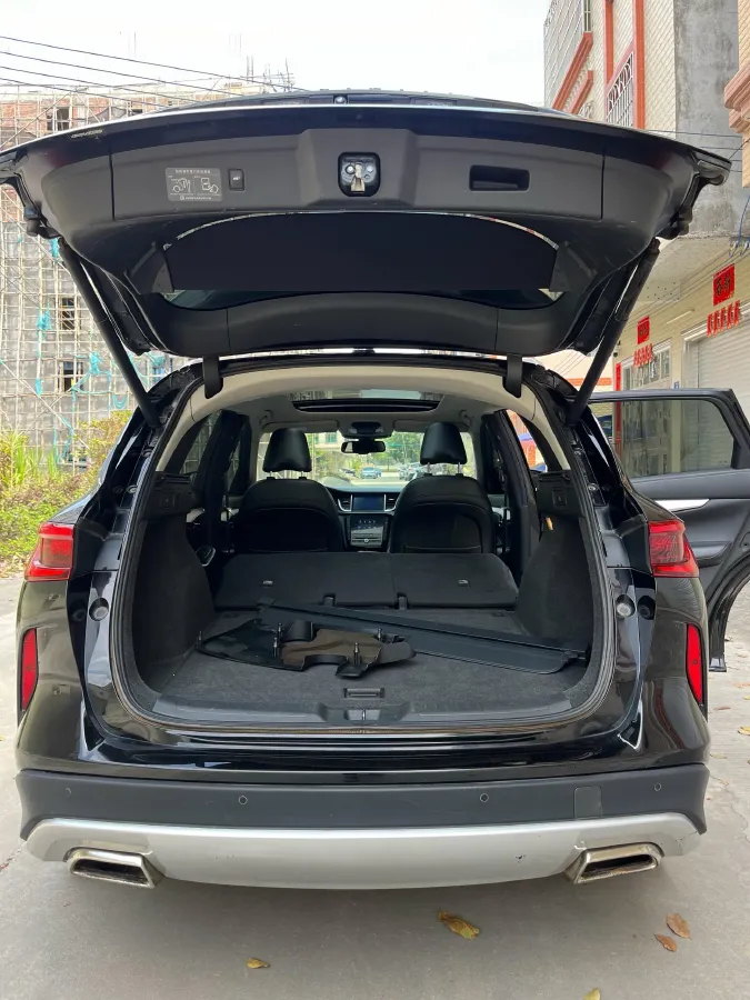 2018 Jeep Grand Commander 2.0T 265HP L4 9AT,autocango,china used car exporter,china ev exporter,chinese used car exporter,chinese used ev exporter