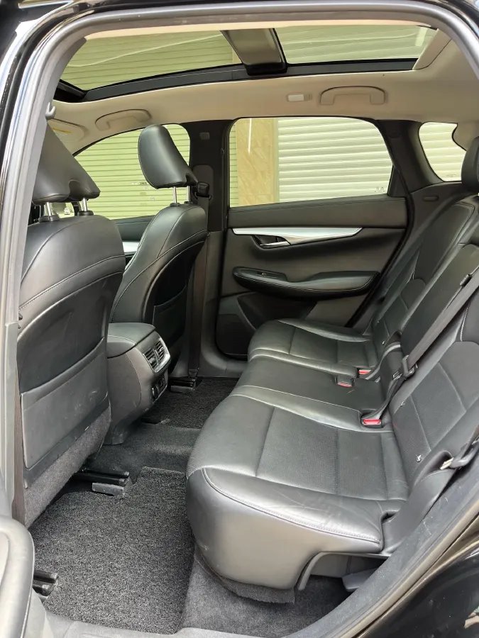 2018 Jeep Grand Commander 2.0T 265HP L4 9AT,autocango,china used car exporter,china ev exporter,chinese used car exporter,chinese used ev exporter