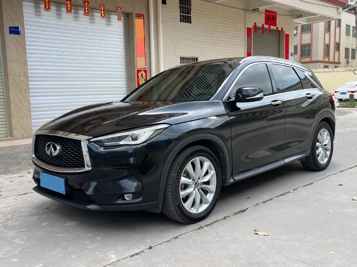 2018 Jeep Grand Commander 2.0T 265HP L4 9AT,autocango,china used car exporter,china ev exporter,chinese used car exporter,chinese used ev exporter