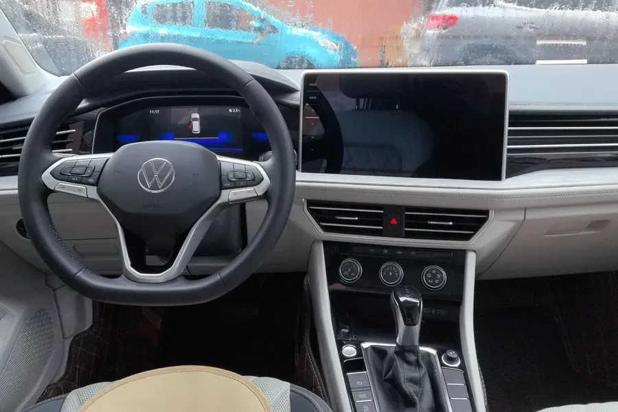 2023 Volkswagen Sagitar 1.5T 160HP L4 7DCT,autocango,china used car exporter,china ev exporter,chinese used car exporter,chinese used ev exporter