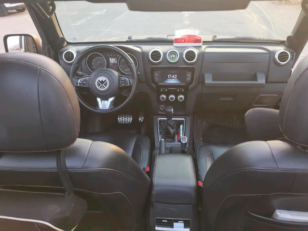 2017 Beijing BJ40 2.3T 250HP L4 6AT,autocango,china used car exporter,china ev exporter,chinese used car exporter,chinese used ev exporter