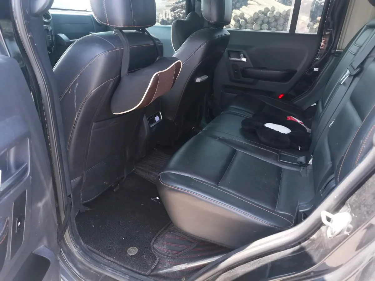 2017 Beijing BJ40 2.3T 250HP L4 6AT,autocango,china used car exporter,china ev exporter,chinese used car exporter,chinese used ev exporter