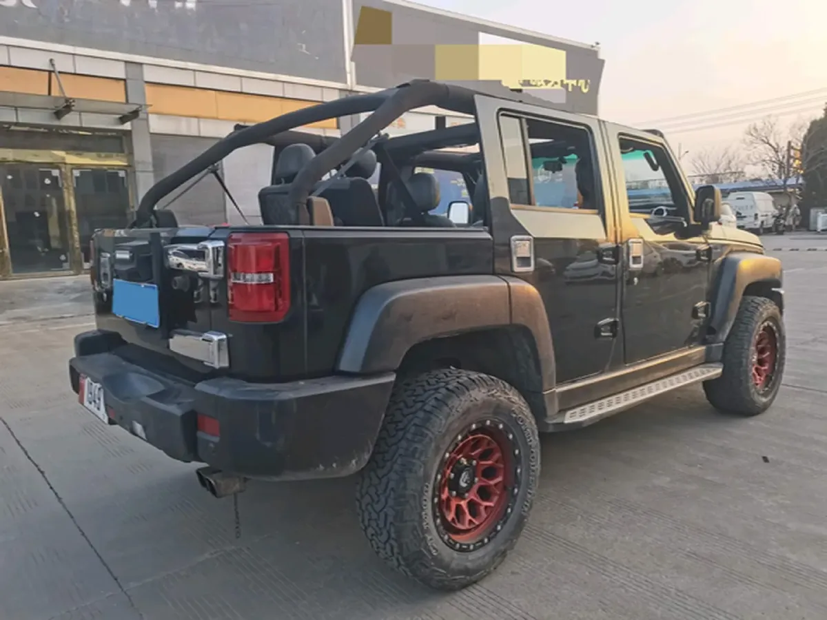 2017 Beijing BJ40 2.3T 250HP L4 6AT,autocango,china used car exporter,china ev exporter,chinese used car exporter,chinese used ev exporter