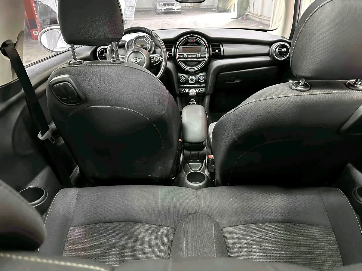 2016 MINI MINI 1.2T 102HP L3 6AT,autocango,china used car exporter,china ev exporter,chinese used car exporter,chinese used ev exporter