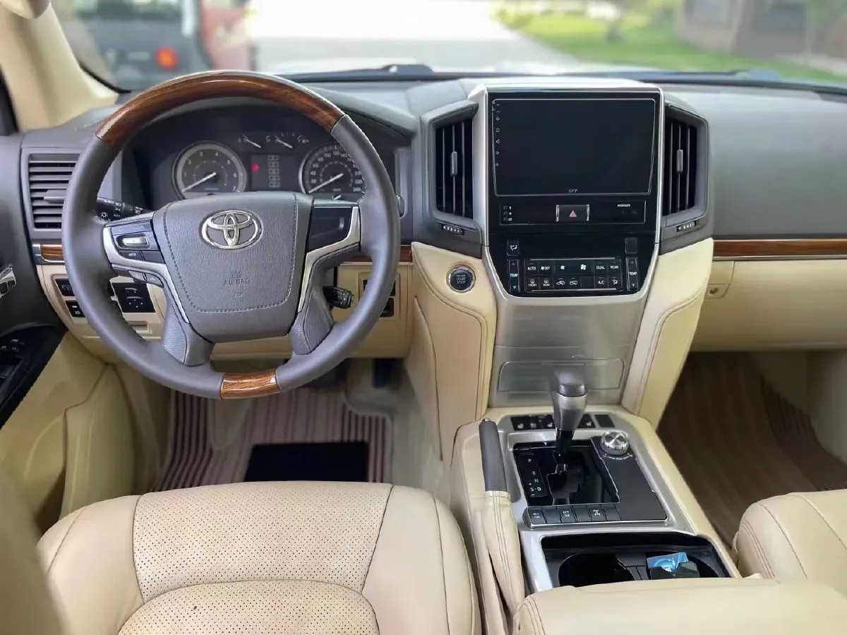 2019 Chevrolet Trax 1.0T 125HP L3 6AT,autocango,china used car exporter,china ev exporter,chinese used car exporter,chinese used ev exporter