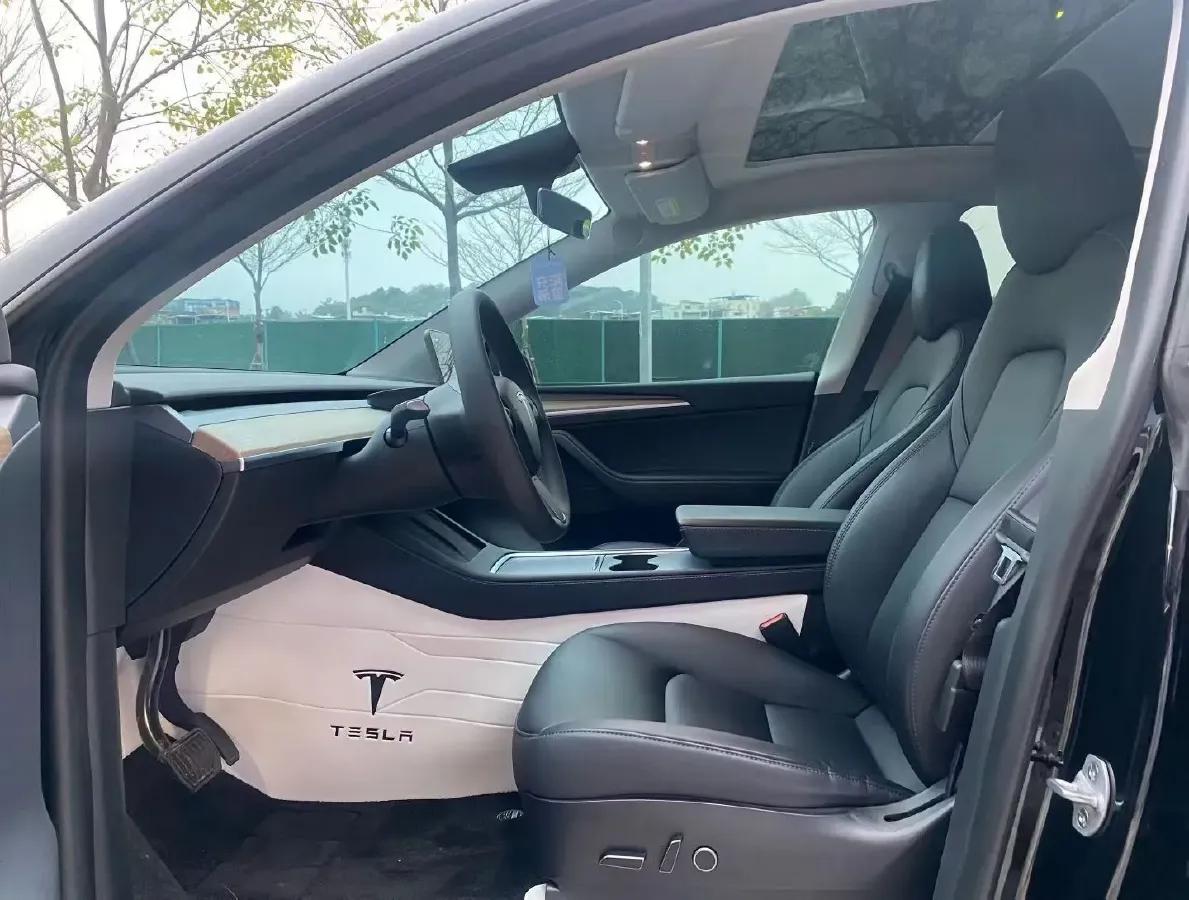 2022 Tesla Model Y BEV 60KWH,autocango,china used car exporter,china ev exporter,chinese used car exporter,chinese used ev exporter