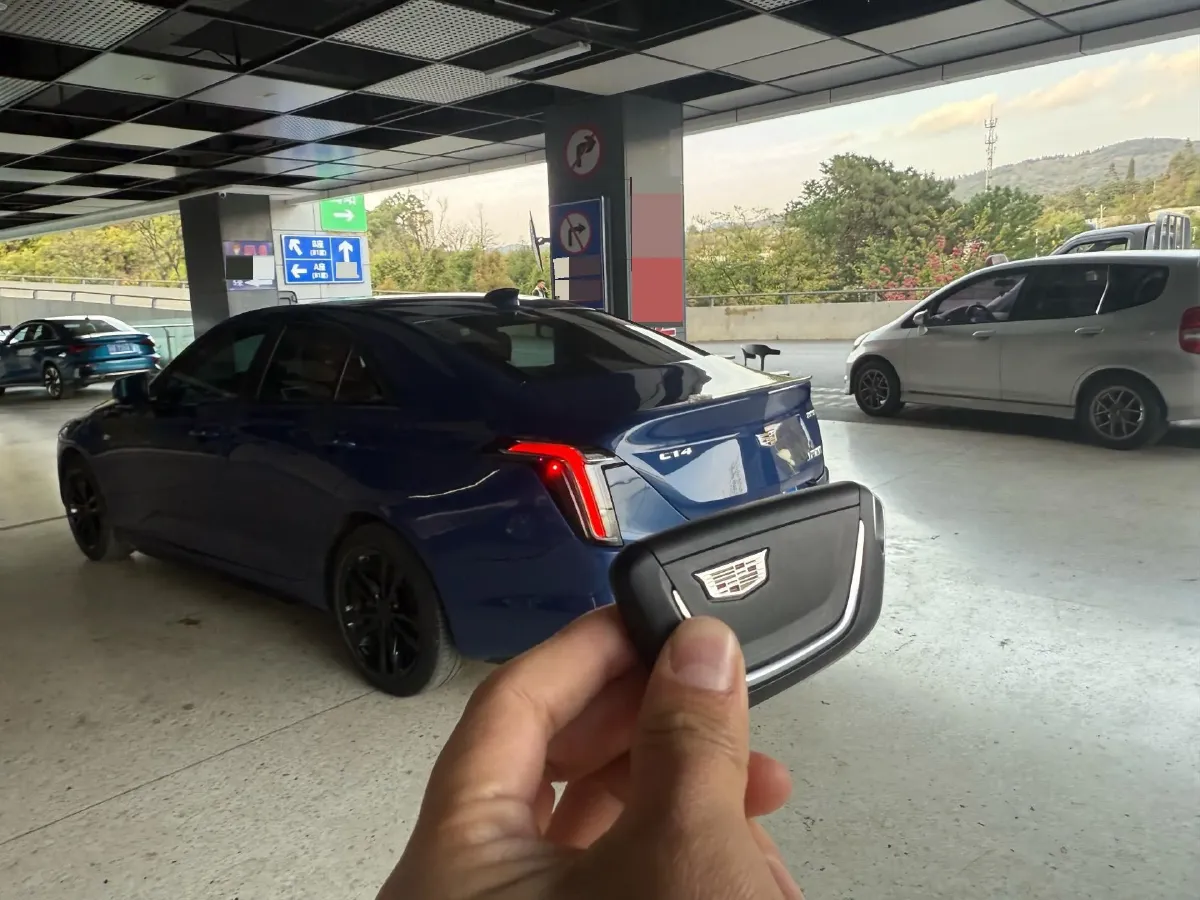 2020 Cadillac CT4 2.0T 237HP L4 8AT,autocango,china used car exporter,china ev exporter,chinese used car exporter,chinese used ev exporter