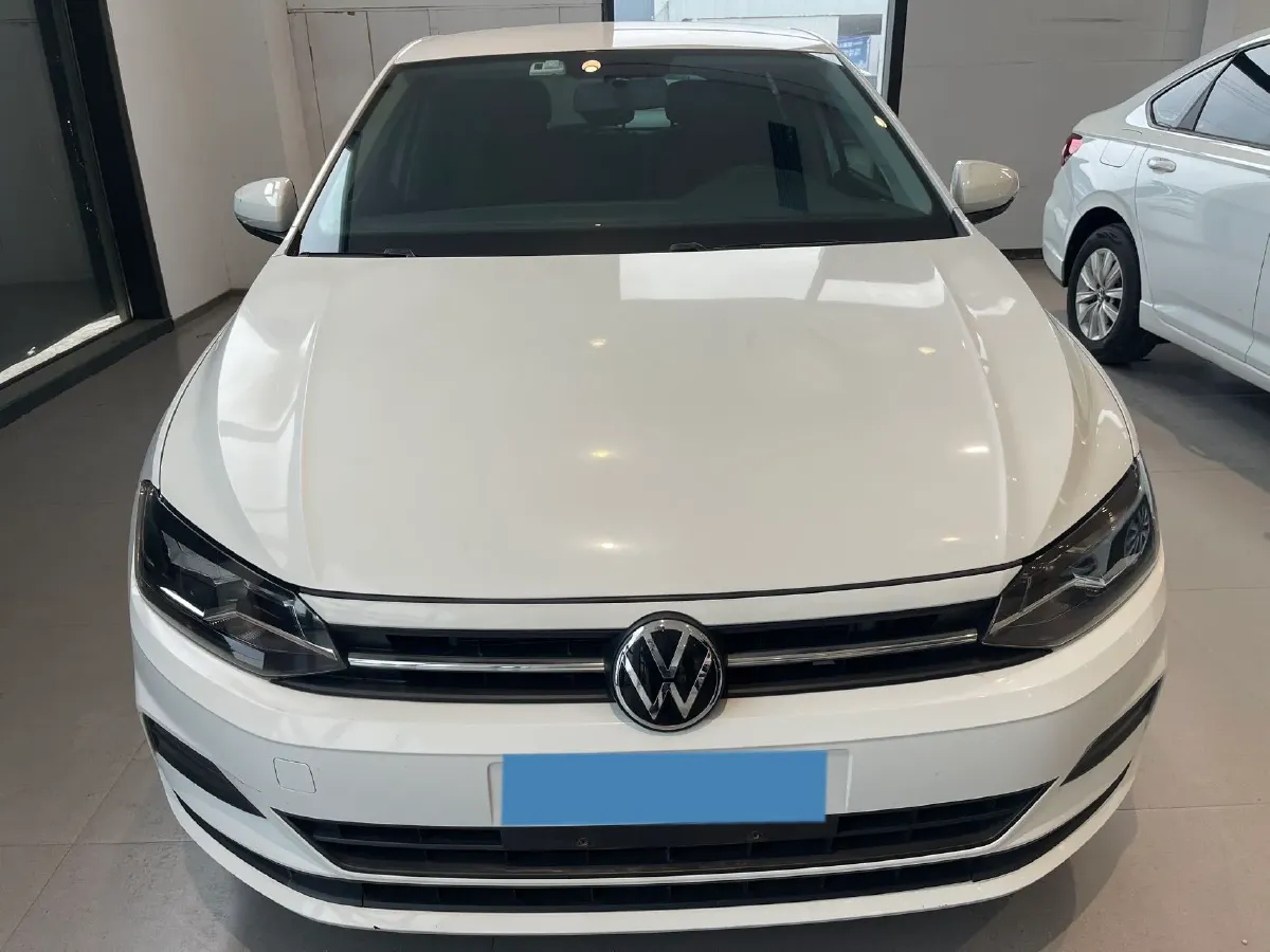 2023 Volkswagen Polo 1.5L 113HP L4 6AT,autocango,china used car exporter,china ev exporter,chinese used car exporter,chinese used ev exporter