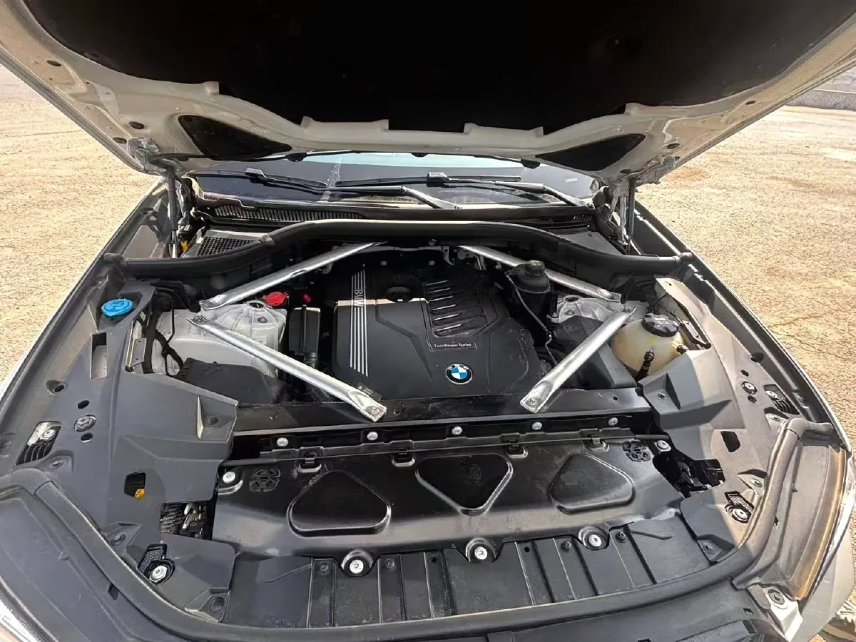 2019 BMW X5 3.0T 340HP L6 8AT,autocango,china used car exporter,china ev exporter,chinese used car exporter,chinese used ev exporter