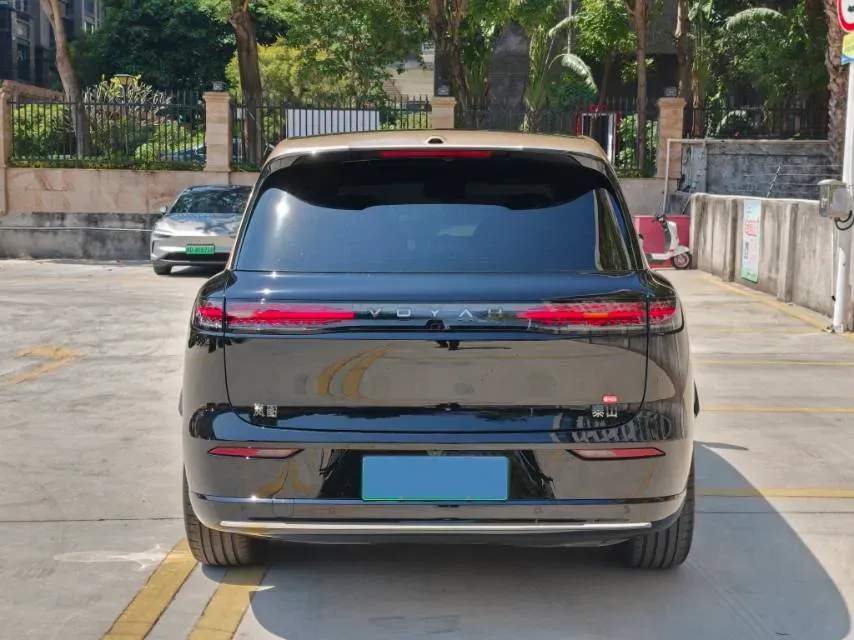 2026 Voyah 9L 1.5T 150HP L4 PHEV,autocango,china used car exporter,china ev exporter,chinese used car exporter,chinese used ev exporter