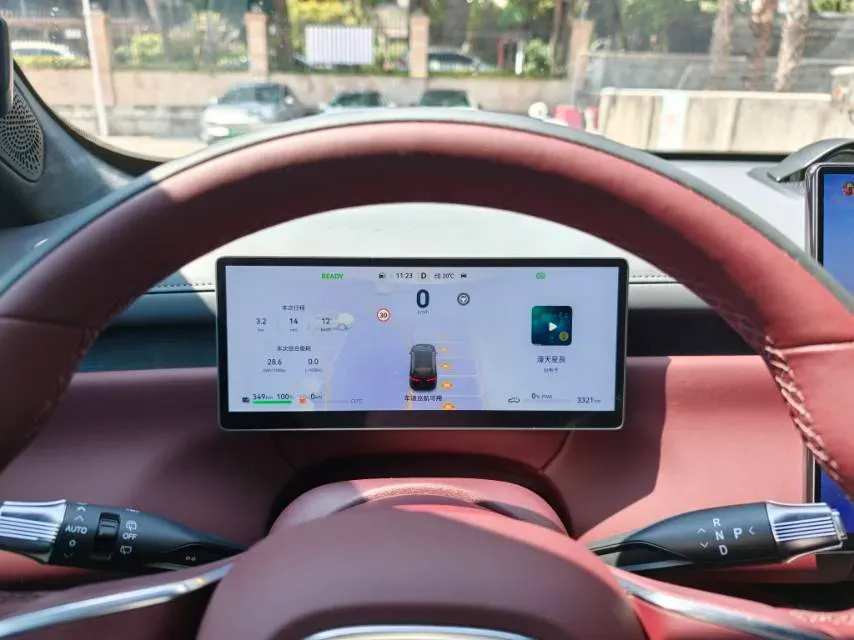 2026 Voyah 9L 1.5T 150HP L4 PHEV,autocango,china used car exporter,china ev exporter,chinese used car exporter,chinese used ev exporter